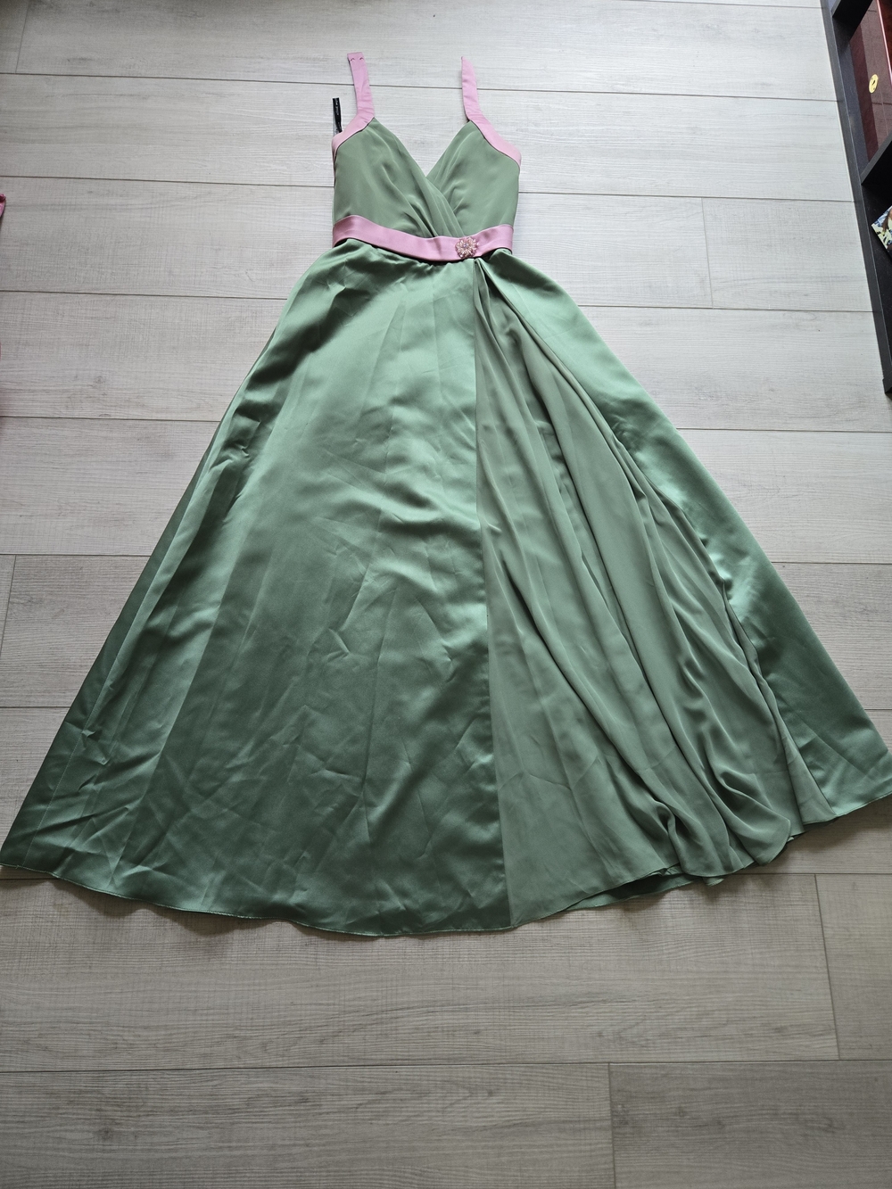 Halter Light Green Satin Formal Dress with Pink Trim Size S